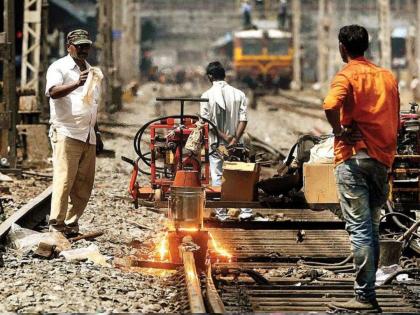 in mumbai first by rain now delayed by repair work 15 minutes local late the plight of passengers continues   | आधी पावसाने, आता दुरुस्ती कामाने उशीर; १५ मिनिटे लोकल लेट, प्रवाशांचे हाल सुरूच  