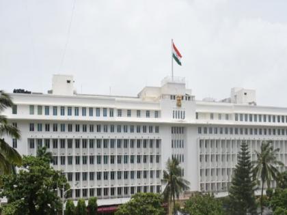 article on Changing the office hours of the Mantralaya i.e. Staggered Office Hours | मंत्रालय दाेन शिफ्टमध्ये चालवले तर..? article on Changing the office hours of the Mantralaya i.e. Staggered Office Hours | मंत्रालय दाेन शिफ्टमध्ये चालवले तर..?