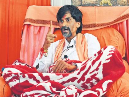 Which law says to apply daily? Manoj Jarange gets angry with police over daily permit condition | 'कोणता कायदा रोज अर्ज करण्यास सांगतो?'; रोजच्या परवानगीच्या अटीमुळे मनोज जरांगे पोलिसांवर चिडले Which law says to apply daily? Manoj Jarange gets angry with police over daily permit condition | 'कोणता कायदा रोज अर्ज करण्यास सांगतो?'; रोजच्या परवानगीच्या अटीमुळे मनोज जरांगे पोलिसांवर चिडले