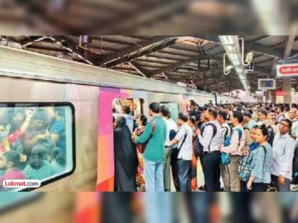 मेट्रोत पुन्हा तांत्रिक बिघाड; प्रवाशांना गाडीतून उतरवले; कार्यालय सुटण्याच्या वेळीच गोंधळ - Marathi News | Technical failure in metro again; Passengers were taken off the train Chaos at the time of leaving the office | Latest News at Lokmat.com