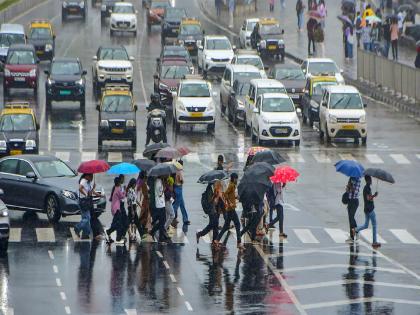 ५ नोव्हेंबरपर्यंत पाऊसधारांचा अंदाज; कमी दाबाचा पट्टा ओमानकडे जाण्याऐवजी किनारपट्ट्यांवर रेंगाळला - Marathi News | Moderate rains are expected along the Konkan coast on Friday due to a low pressure area in the Arabian Sea | Latest News at Lokmat.com