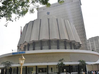 Clashes in the Assembly over farmers' issues, opposition holds government on edge; Demand for immediate discussion rejected | शेतकऱ्यांच्या प्रश्नांवरून विधानसभेत रणकंदन, विरोधकांनी सरकारला धरले धारेवर; तत्काळ चर्चेची मागणी फेटाळली