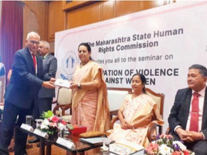 Increase the scope of police vigilance committee for the safety of women - Neelam Gorhe | महिलांच्या सुरक्षेसाठी पोलिस दक्षता कमिटीची व्याप्ती वाढवा, डॉ. नीलम गोऱ्हे यांचे प्रतिपादन