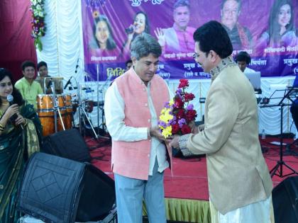 Rangali melodious music concert at the office of the municipality in Worli | पालिकेच्या वरळी येथील कार्यालयात रंगली सूमधुर संगीताची मैफल