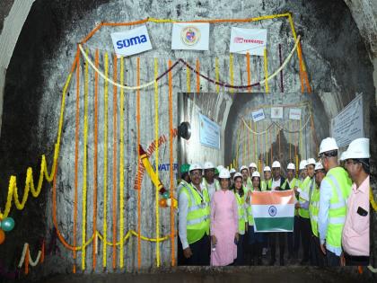 Work of 4.3 km long water tunnel in first phase under Amarmahal to Paral underground water tunnel project completed | अमरमहाल ते परळ भूमिगत जलबोगदा प्रकल्पांतर्गत पहिल्या टप्प्यातील ४.३ किमी लांब जलबोगद्याचे काम पूर्ण