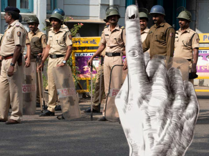 35 thousand police force ready in Mumbai for voting; Preventive action against four thousand people | ३५ हजार पोलिसांचा फौजफाटा मुंबईत सज्ज; चार हजार जणांवर प्रतिबंधात्मक कारवाई