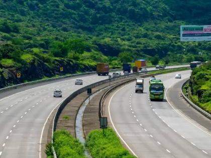 Gantry installation work during tunnel today on Mumbai-Pune Expressway; A block of two hours | मुंबई-पुणे द्रुतगती मार्गावर आज बोगद्यादरम्यान गॅन्ट्री बसविण्याचे काम; दोन तासांचा ब्लॉक