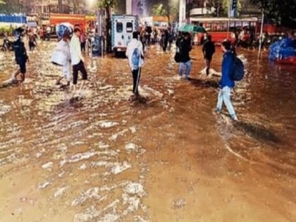 in mumbai after dussehra rains will cross the border from mumbai this year three thousand millimeters of water showered on the city | दसऱ्यानंतर पावसाचे मुंबईतून होणार सीमोल्लंघन; यंदा शहरावर ३ हजार मिलीमीटरचा जलाभिषेक