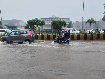 rainfall of mumbai exceeds 2 thousand millimeter 2049 millimeter rainfall recorded till july | मुंबईचा पाऊस २ हजार मिलीमीटर पार; जुलैपर्यंत २०४९ मिमी पावसाची नोंद