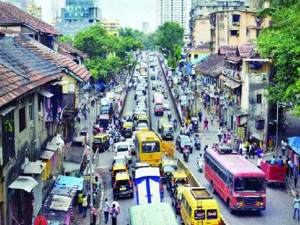 The flyover on the railway line, the danger bell, the bridge connecting to the East-West parts is more crowded | रेल्वे मार्गावरील उड्डाणपूल धोक्याची घंटा, पूर्व-पश्चिम भागांना जोडणारे पूल अधिक गर्दीच