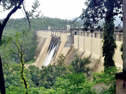 There is still a month and a half left for the rains, and Mumbai's water storage is at 23 percent at the beginning of May. | पाऊस पडायला अजून दीड महिना, अन् मे महिन्याच्या प्रारंभीच मुंबईचा पाणीसाठा २३ टक्क्यांवर There is still a month and a half left for the rains, and Mumbai's water storage is at 23 percent at the beginning of May. | पाऊस पडायला अजून दीड महिना, अन् मे महिन्याच्या प्रारंभीच मुंबईचा पाणीसाठा २३ टक्क्यांवर