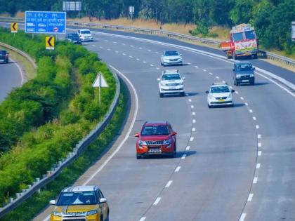 34 percent wrong challans on Mumbai-Pune highway | मुंबई-पुणे महामार्गावर ३४ टक्के चुकीचे चलान 34 percent wrong challans on Mumbai-Pune highway | मुंबई-पुणे महामार्गावर ३४ टक्के चुकीचे चलान