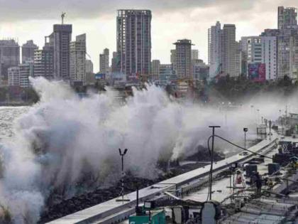 Mumbai rains 3 87 metre high tide in next few hours flights affected trains delayed after heavy showers | Mumbai Rains Updates: मुंबईच्या समुद्रात ३.८७ मी. उंचीच्या लाटा, हायटाइड; हवाई वाहतुकीवर परिणाम, लोकल सेवा उशीराने