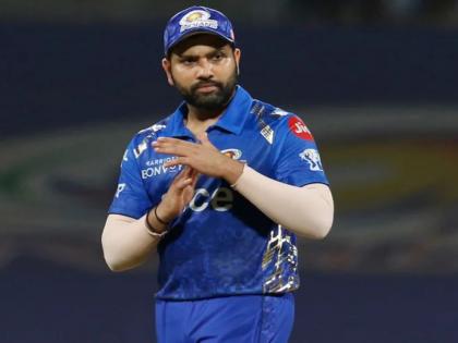 'Play off' ticket to Mumbai indians in IPL 2023; Hyderabad's was defeated by 8 wickets | मुंबईला ‘प्ले ऑफ’ तिकिट; हैदराबादचा उडवला ८ गड्यांनी धुव्वा