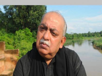 'My father was a Muslim, but cannot guarantee my mother', Munawwar Rana's strange statement... | 'माझे वडील मुस्लिम होते, पण आईची गॅरेंटी नाही देऊ शकत', मुनव्वर राणांचे अजब वक्तव्य...