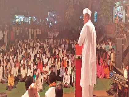 The local man will solve the problem - Bhanudas wrinkles; Meeting for the promotion of Kamble | स्थानिक माणूसच प्रश्न सोडवेल-भानुदास मुरकुटे; कांबळे यांच्या प्रचारार्थ सभा