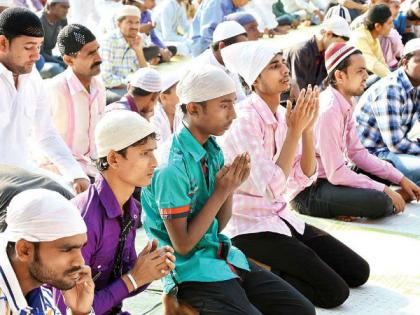 Muslim Brothers decide not to sacrifice 'sons' at Pandharpur | पंढरपूरात पुत्रदा एकादशीनिमित्त बकºयांची कुर्बानी न देण्याचा मुस्लिम बांधवांनी  घेतला निर्णय