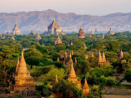 'या' ११ देशामध्ये व्हिसाशिवायही जाऊ शकतात पर्यटक, इथे मिळते ई-व्हिसाची सुविधा