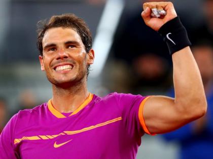 Nadal's winning salute | नदालची विजयी सलामी