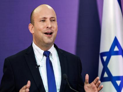 israeli prime minister naftali bennett family receive a letter containing death threat and a live bullet | इस्रायलच्या पंतप्रधानांना जीवे मारण्याची धमकी, पत्रासोबत पाठवली जिवंत गोळी, तपास सुरू