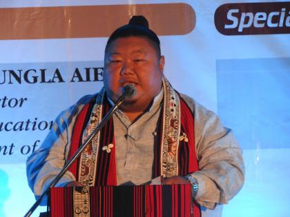 Temjen Imna Along | 'People of Nagaland kill and eat people ...' BJP leader Temjen Imna Along's video goes viral | 'नागालँडचे लोक माणूस मारुन खातात...' भाजप नेत्याचा व्हिडिओ व्हायरल