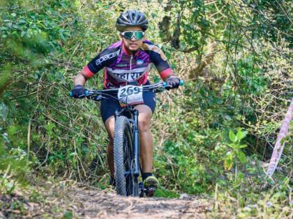 ahmednagar praniti soman adjudged India best cyclist | अहमदनगरची प्रणिती सोमण ठरली भारतातील सर्वोत्कृष्ट सायकलपटू