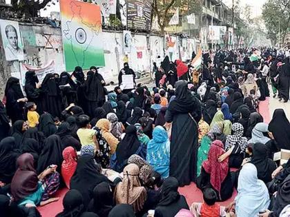 The movement continued until CAA, NRC repealed the law; Determination of agitating women in Nagpada | सीएए, एनआरसी कायदा मागे घेईपर्यंत आंदोलन सुरूच; नागपाड्यातील आंदोलक महिलांचा निर्धार