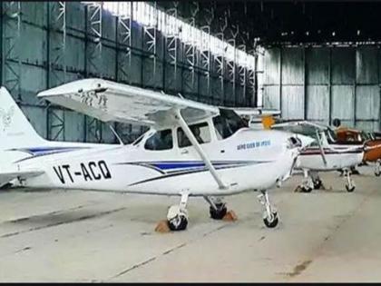 Preparations for the 'test flight' of the Flying Club aircraft | फ्लाईंग क्लब विमानांच्या टेस्ट फ्लाईटची तयारी