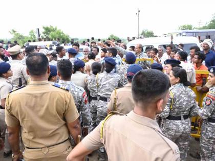 Seeing the neglect and disregard of the dead young women, even nature was moved, cried humsun humsun! | मृत तरुणींची उपेक्षा, अवहेलना बघून निसर्गही गलबलला, हमसून हमसून रडला !