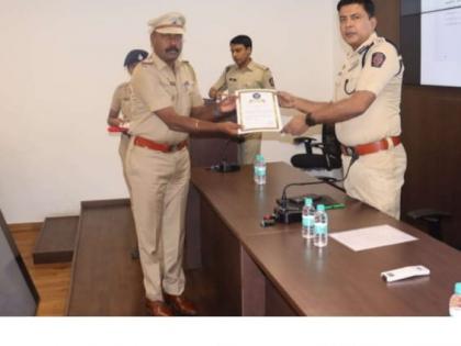 Commissioner of Police Madhukar Pandey felicitated the best investigating police inspectors | सर्वोत्कृष्ट तपास करणार्‍या पोलीस निरीक्षकांचा पोलीस आयुक्त मधुकर पांडेनी केला सत्कार