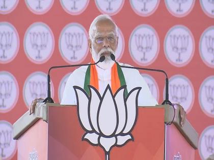 Prime Minister Narendra Modi's target on India Allaince, BJP's public meeting in Karnataka | अब की बार, ४०० पार...पण कशासाठी हव्यात इतक्या जागा?; PM मोदींनी थेट सांगितलं