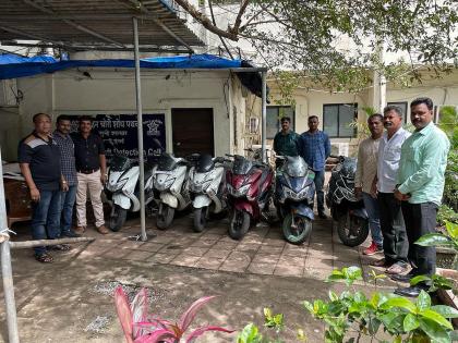 Navi Mumbai: Bike theft gang includes juvenile delinquents, two arrested, 5 crimes solved | Navi Mumbai: दुचाकी चोरणाऱ्या टोळीमध्ये बालगुन्हेगारांचा समावेश, दोघांना घेतले ताब्यात, ५ गुन्ह्यांचा उलगडा