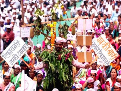 native becomes aggressive against nanar refinery demands to meet cm devendra fadnavis | मुख्यमंत्र्यांच्या भेटीशिवाय मैदान सोडणार नाही; रिफायनरीविरोधात नाणारवासीय आक्रमक