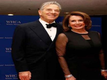 Attack on the home of American woman leader Nancy Pelosi, who attacked China from Taiwan, her husband was injured | तैवानवरून चीनला भिडणाऱ्या अमेरिकेच्या महिला नेत्या नॅन्सी पेलोसी यांच्या घरावर हल्ला, पती जखमी 