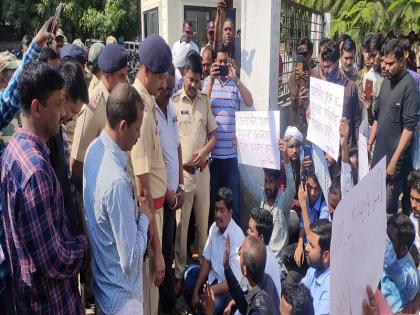 Biloli student rape case: agitation against police superintendent's office for arrest of accused | बिलोली विद्यार्थिनी अत्याचार प्रकरण : आरोपींच्या अटकेसाठी पोलीस अधीक्षक कार्यलयासमोर ठिय्या आंदोलन 