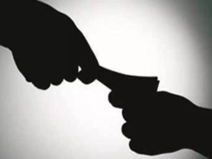 Gramsevak of Nandra arrested for demanding bribe | Sangli- ना हरकत दाखला देण्यासाठी ३० हजार रुपये लाचेची मागणी, नांद्रेतील ग्रामसेवक अटकेत