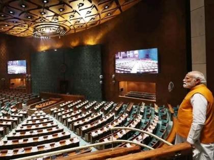 Controversy broke out over the new parliament, 19 parties boycotted the inauguration, the government responded that | नव्या संसदेवरून वाद पेटला, १९ पक्षांकडून उदघाटनावर बहिष्कार, सरकारनं दिलं असं प्रत्युत्तर