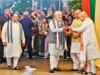 Successful hosting of G-20; BJP cheers, congratulates the Prime Minister; Celebration at BJP headquarters | जी-२०चे यशस्वी आयोजन; भाजपचा जल्लोष, पंतप्रधानांचे केले अभिनंदन; भाजप मुख्यालयात आनंदोत्सव