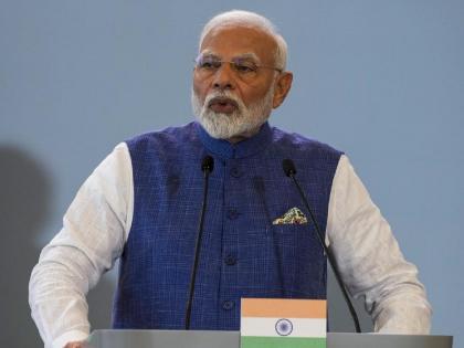 Conflict is not resolved on the battlefield: Narendra Modi | संघर्षाचे समाधान युद्धाच्या रणांगणात होत नाही : नरेंद्र मोदी