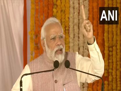 pm modi hyderabad vande bharat flag off chennai terminal inauguration all updates | 'भ्रष्टाचाराची पुस्तके उघडू नयेत म्हणून काही पक्ष कोर्टात गेले ; पीएम मोदींचा विरोधकांवर हल्लाबोल