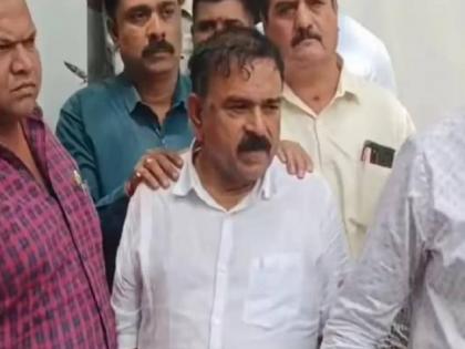 खरातच्या धनादेशांचे बनावट खात्यांशी कनेक्शन; आर्थिक स्रोत लपवण्यासाठी  केली जात होती शक्कल - Marathi News | Kharat's checks linked to fake accounts; The scheme was being used to hide the financial source | Latest nashik News at Lokmat.com
