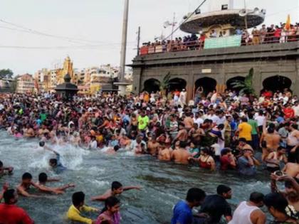 Special Article: New status for Kumbh Mela! Crowds with 'reels' will arrive | विशेष लेख: कुंभमेळ्याचं नवं स्टेटस! येणार ‘रील’वाली गर्दी Special Article: New status for Kumbh Mela! Crowds with 'reels' will arrive | विशेष लेख: कुंभमेळ्याचं नवं स्टेटस! येणार ‘रील’वाली गर्दी