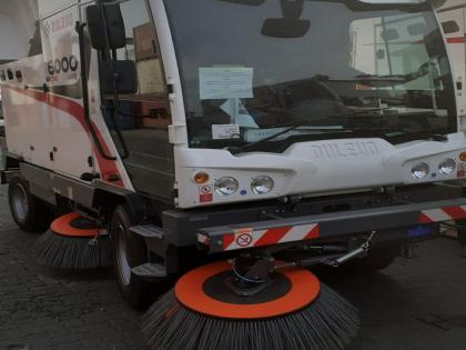 A mechanical sweeper will clean 160 km of road every day! Cleaning from next week | एक यांत्रिकी झाडू करणार प्रतिदिन १६० किमी रस्त्याची सफाई! पुढच्या आठवड्यापासून स्वच्छता 