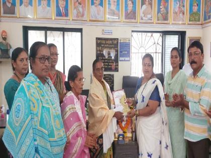 Meera Patil and Shakuntala Chirlekar were the recipients of the Ahilyabai Holkar Award | मीरा पाटील आणि शकुंतला चिरलेकर ठरल्या अहिल्याबाई होळकर पुरस्काराच्या मानकरी