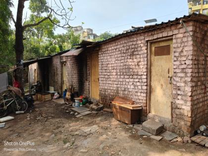 Struggle of project victims to save house during Gram Panchayat period | ग्रामपंचायतकाळातील घर वाचविण्यासाठी प्रकल्पग्रस्तांचा संघर्ष