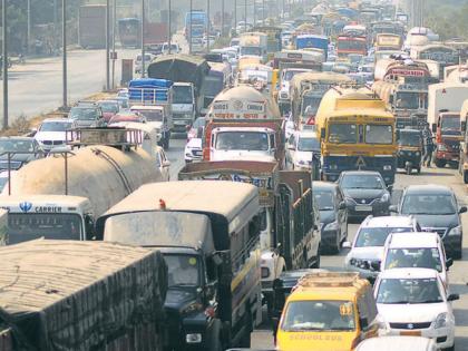 Ban on heavy, bulky vehicles for two days; Good arrangement everywhere ganesh Visarjan navi mumbai | दोन दिवस जड,अवजड वाहनांना बंदी; सर्वत्र चोख बंदोबस्त