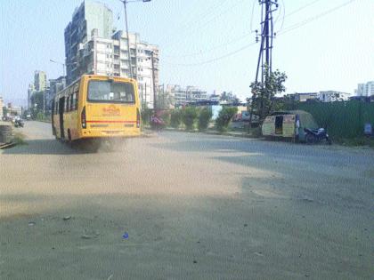 Due to increasing construction, the road is dirty, the citizens are shocked | वाढत्या बांधकामांमुळे रोडपालीत धुरळा, नागरिक हैराण