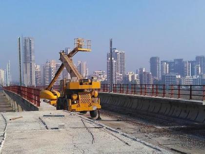 Lockdown News: Labor migration hits; Work on the city's metro project stalled again? | Lockdown News: मजुरांच्या स्थलांतराचा फटका; शहरातील मेट्रो प्रकल्पाचे काम पुन्हा ठप्प?