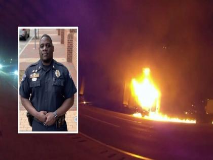 NC police officer rescues FedEx driver from burning truck | पेटलेल्या ट्रॅक्टरमधून ड्रायव्हरला ओढताना...