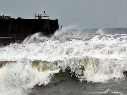 Stronger tornadoes more active; Don't go for fishing, Meteorological Department advises fishermen | तेज चक्रीवादळ अधिक सक्रिय; मासेमारीसाठी जाऊ नका, हवामान विभागाच्या मच्छिमारांना सूचना